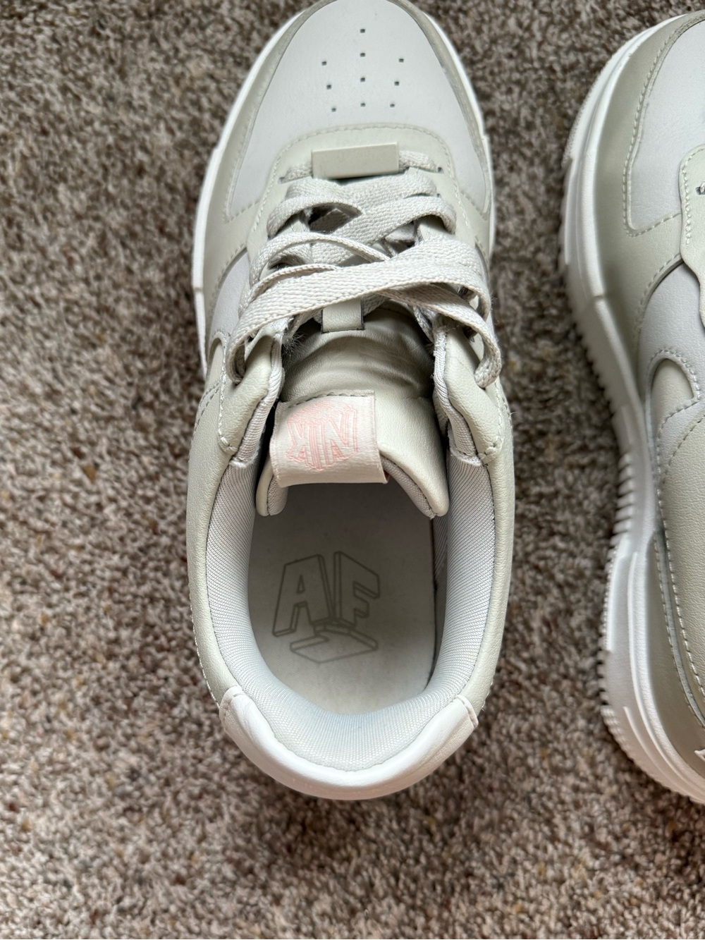 Women’s Casual Low-Top Sneakers in Light Sage and Light Pink - Picture 8 of 12